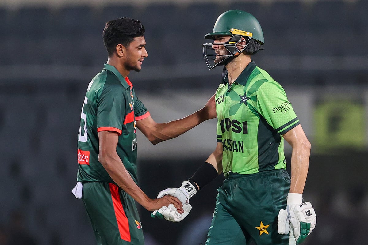 সিরিজের শেষ ওয়ানডেতে পাকিস্তানকে ১১ রানে হারায় বাংলাদেশ