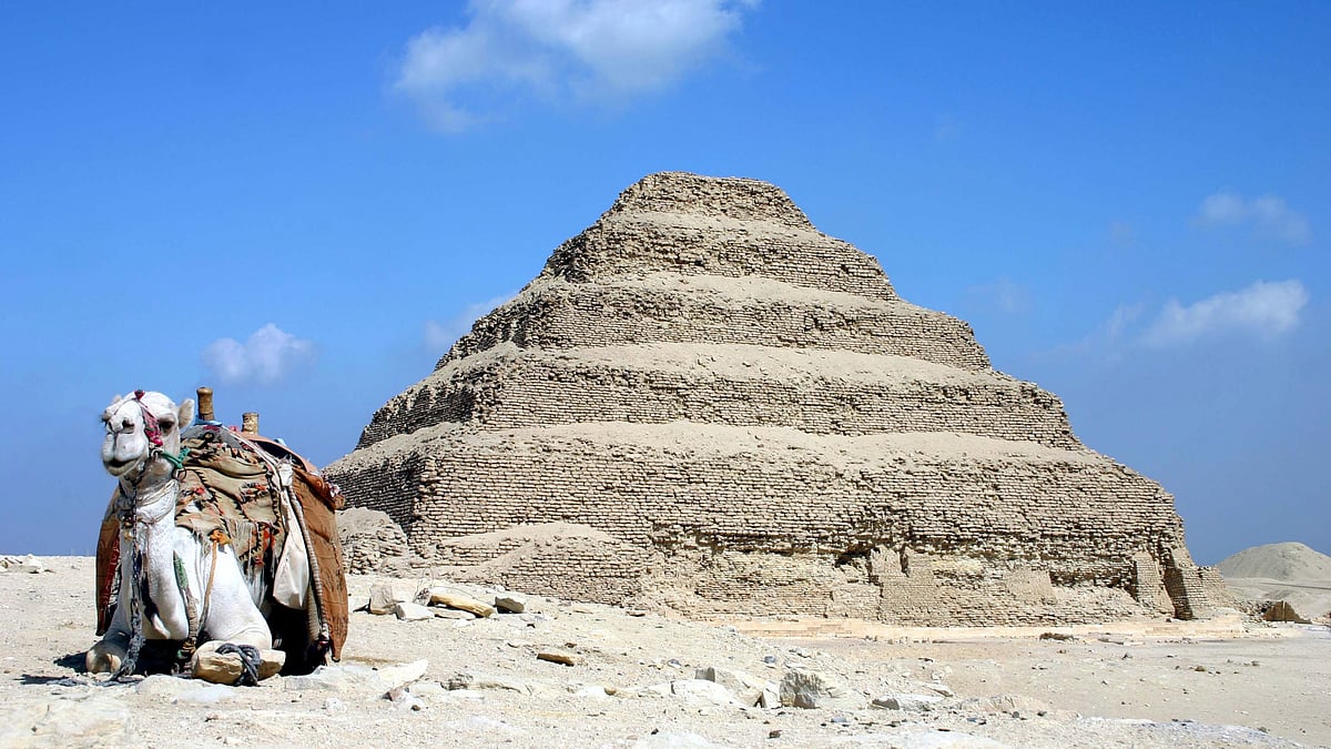 বিশ্বের প্রথম পিরামিড ‘দ্য স্টেপ পিরামিড অব জোসার’