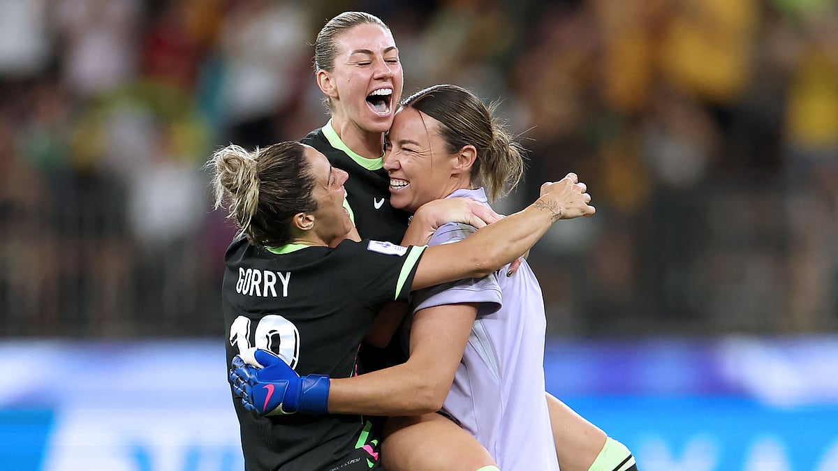 অস্ট্রেলিয়ার ফুটবলারদের ফাইনালে উঠার আনন্দ