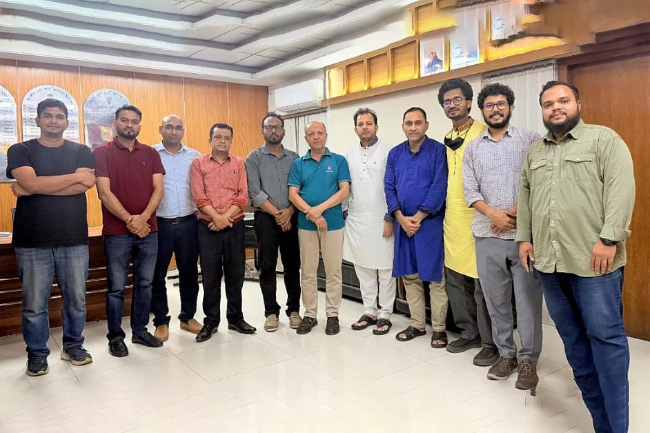 জাতীয় প্রেসক্লাবে এক সভায় ‘মিরসরাই মিডিয়া ক্লাব, ঢাকা’র ১৭ সদস্যের কমিটি গঠিত হয়েছে