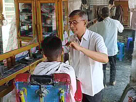 ক্ষুর-কাঁচি হাতে শংকরের ৬২ বছর, ১৫ পয়সায়ও কেটেছেন চুল