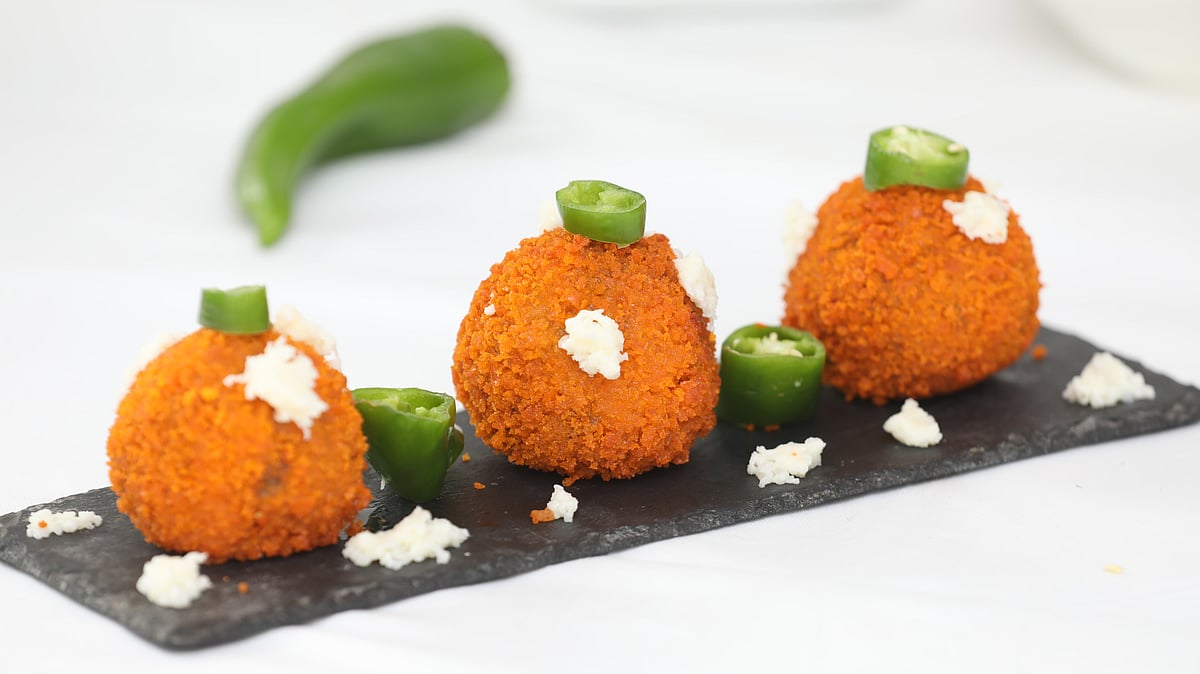 চিজি জালাপিনো বল