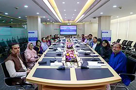 নারীর রাজনৈতিক ক্ষমতায়ন: সংসদে কার্যকর প্রতিনিধিত্ব ও ডিজিটাল নিরাপত্তা