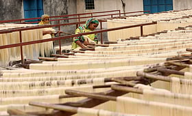 বগুড়ায় ঈদে ‘হাজার কোটি টাকার’ সেমাইয়ের ব্যবসা