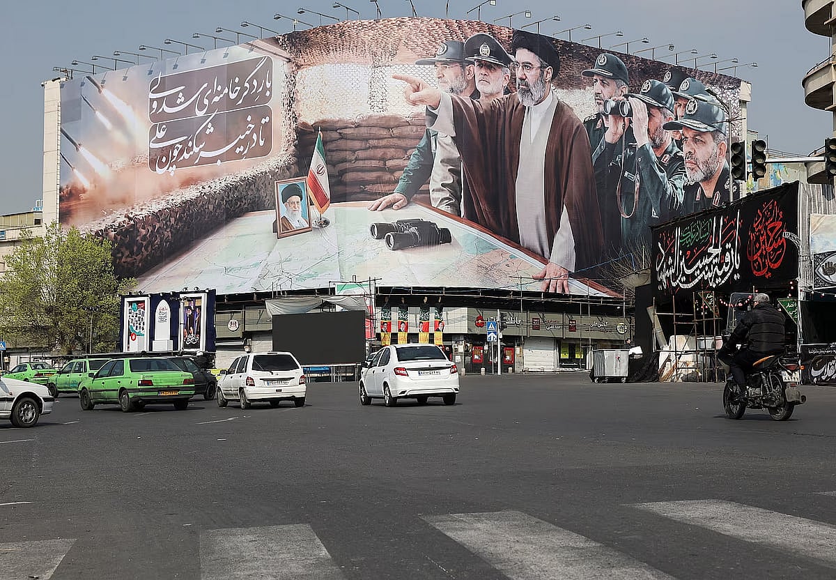 ইরানের রাজধানী তেহরানের একটি দৃশ্য। ১৪ মার্চ ২০২৬