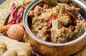 ঈদে নিরাপদ খাবার: আনন্দের আয়োজনে লুকিয়ে থাকা ঝুঁকি