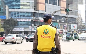 রাজধানীতে ১৬ হাজার পুলিশ ও র‍্যাব সদস্যের কড়া পাহারা