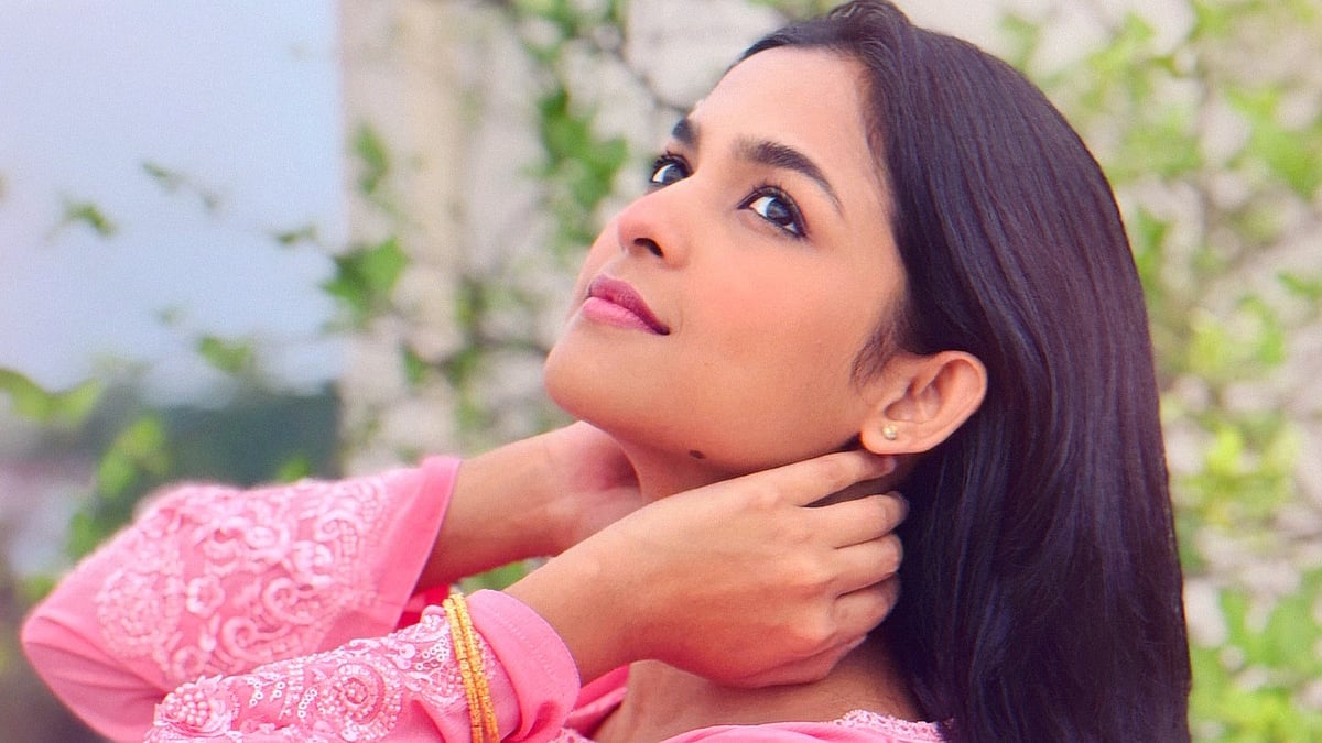 সাদিয়া আয়মান। অভিনেত্রীর ফেসবুক থেকে