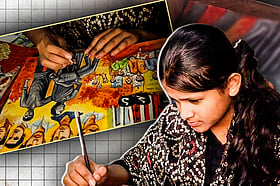 কথা বলতে না পারলেও সাবার হাতের ছোঁয়ায় কথা বলে ক্যানভাস