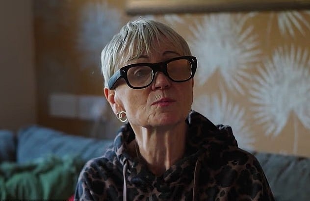 এআই সহকারী যুক্ত স্মার্ট চশমা