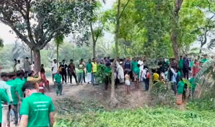 কিশোরগঞ্জের পাকুন্দিয়ায় খাল খনন কর্মসূচিকে কেন্দ্র করে বিএনপির দুই পক্ষের মধ্যে ধাওয়া-পাল্টা ধাওয়ার ঘটনা ঘটে। সোমবার বেলা ১১টার দিকে উপজেলার এগারসিন্দুর ইউনিয়নের দক্ষিণ খামা গ্রামে