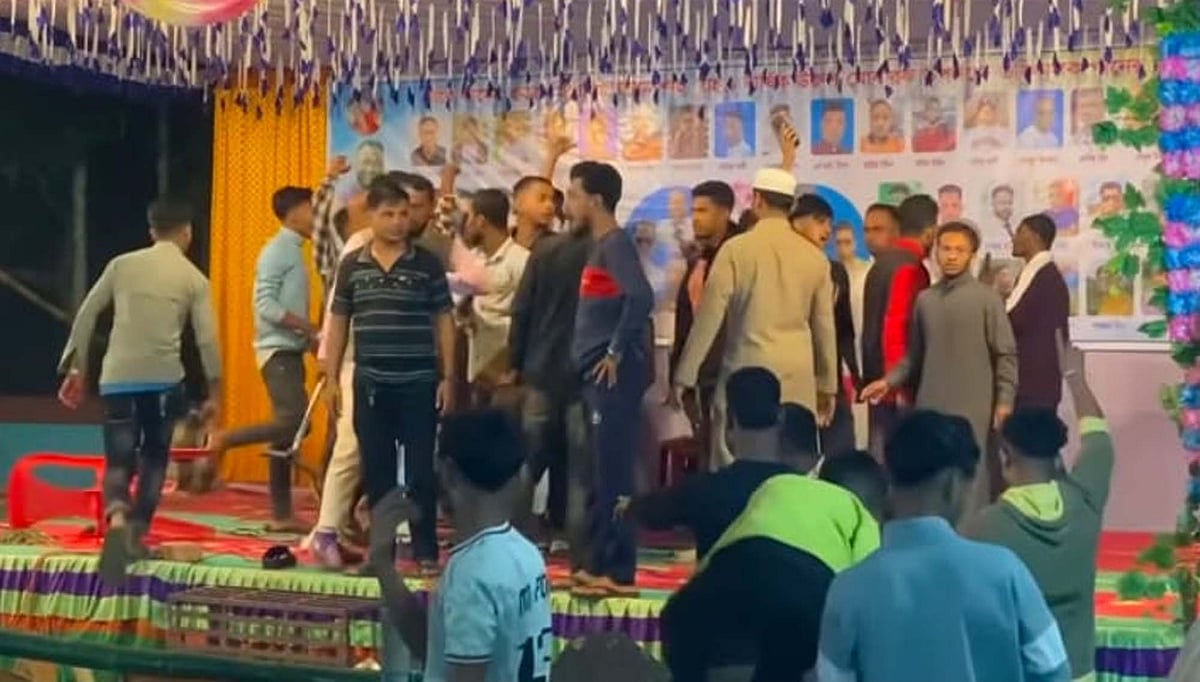 সিলেটের বিশ্বনাথ উপজেলায় গত মাসে বাউলগানের আসর পণ্ড করে দেয় একদল ব্যক্তি