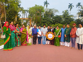 স্বাধীনতা দিবসে সুনামগঞ্জ বন্ধুসভার শ্রদ্ধা নিবেদন