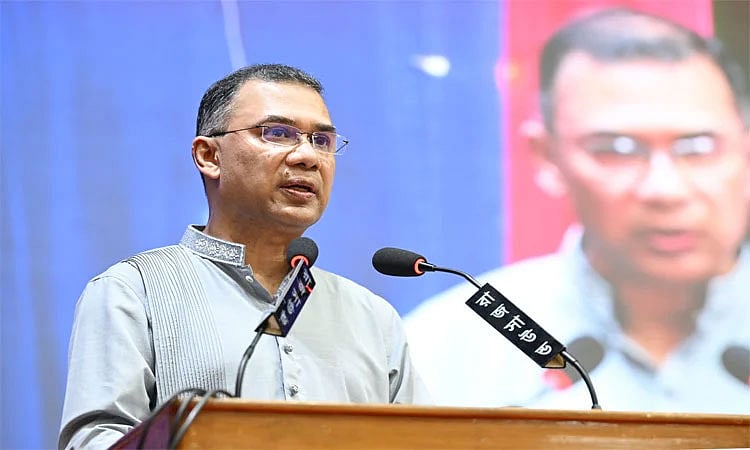 প্রধানমন্ত্রী তারেক রহমান আজ শুক্রবার বিকেলে মহান স্বাধীনতা দিবস উপলক্ষে রাজধানীর রমনায় ইঞ্জিনিয়ার্স ইনস্টিটিউটে আয়োজিত এক আলোচনা সভায় প্রধান অতিথির বক্তব্য রাখেন