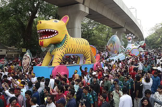 বর্ষবরণের শোভাযাত্রা