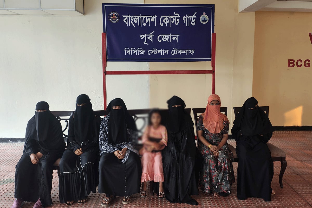 উদ্ধার হওয়া সাতজন