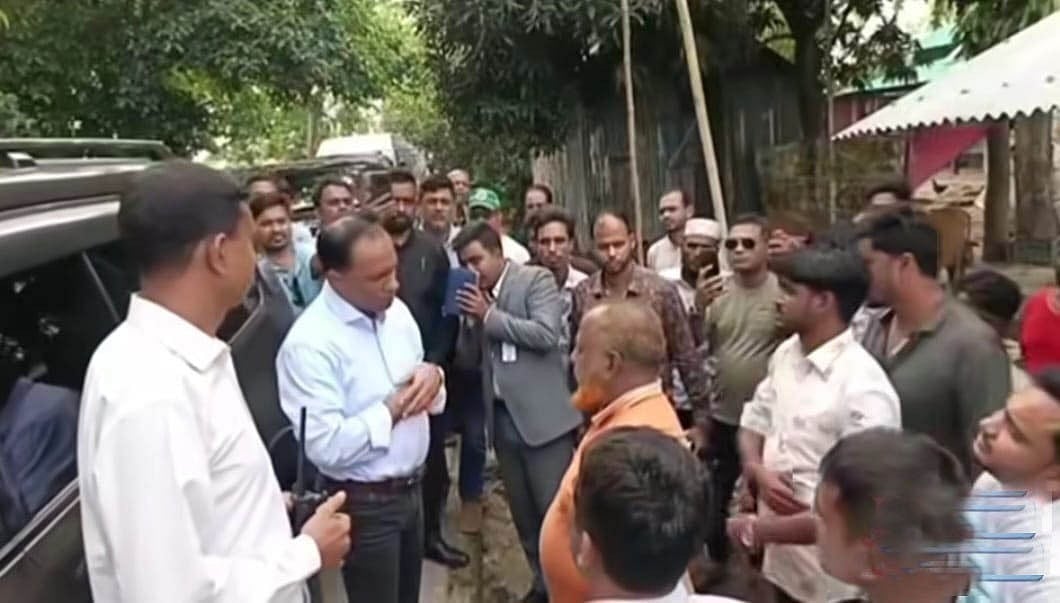 নেত্রকোনা অভ্যর্থনার জন্য শিক্ষার্থীদের রাস্তায় দাঁড় করানোয় ক্ষুব্ধ ডেপুটি স্পিকার, ব্যবস্থা নেওয়ার নির্দেশ