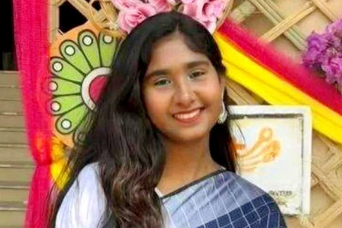 কুমিল্লা সেন্ট্রাল মেডিকেল কলেজের ২০২১-২২ শিক্ষাবর্ষের শিক্ষার্থী অর্পিতা নওশিন