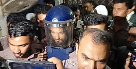 বিয়ের প্রতিশ্রুতি দিয়ে টাকা আত্মসাতের মামলায় গায়ক নোবেলের জামিন