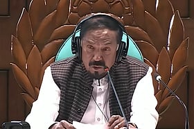 মাইক–বিভ্রাটে সংসদ অধিবেশন ২০ মিনিট বন্ধ, স্পিকার বললেন কলঙ্কজনক