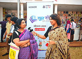 লেখক হতে চাইলে লেগে থাকতে হবে