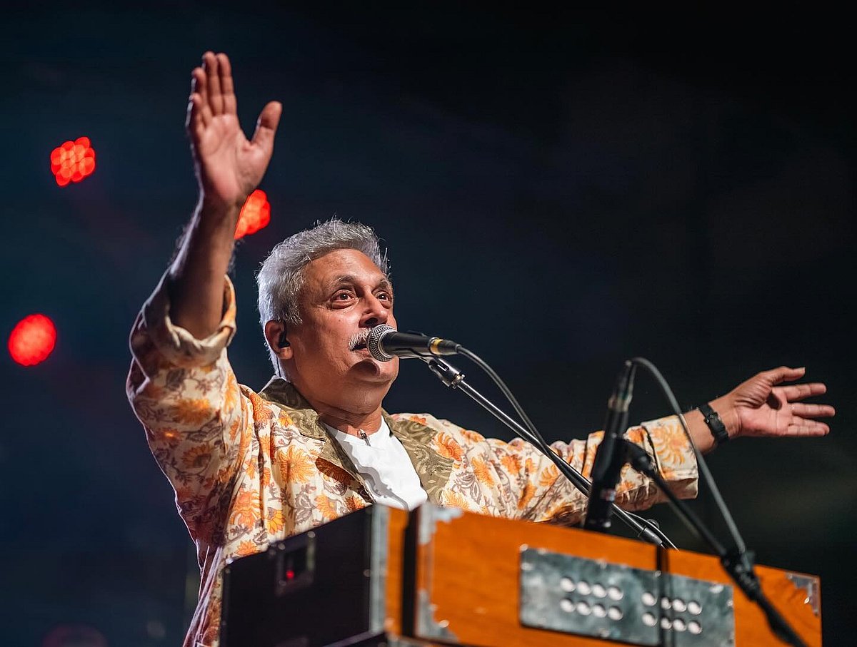 পীযূষ মিশ্র। অভিনেতার ফেসবুক থেকে