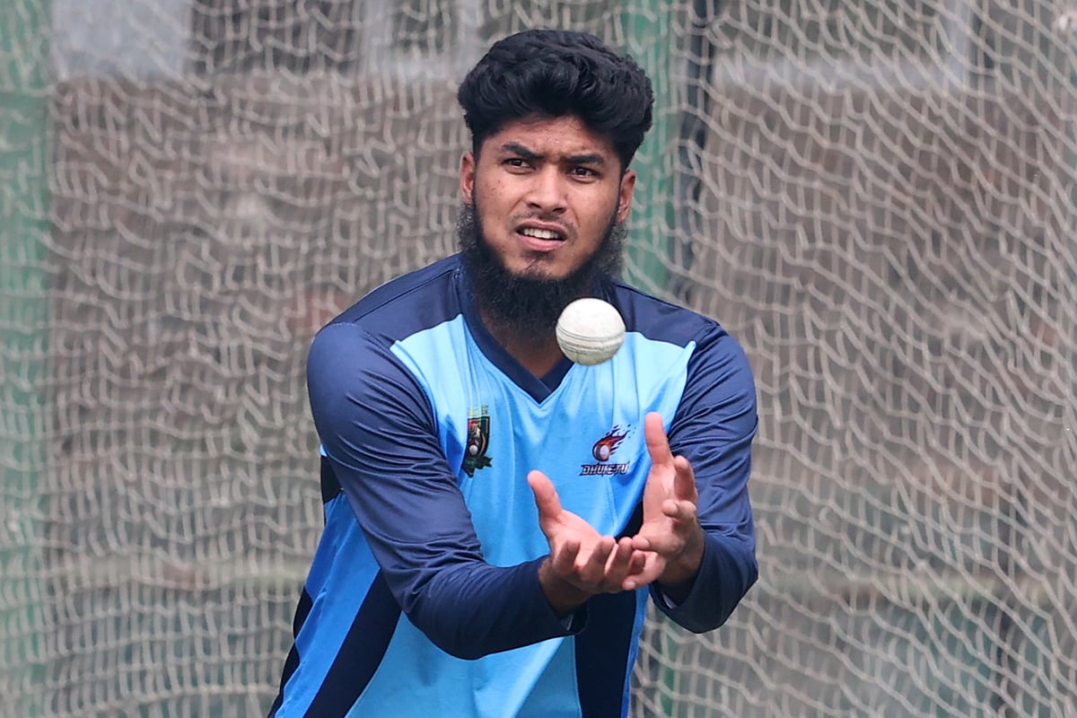 রিশাদ হোসেন পিএসএলে খেলছেন রাওয়ালপিন্ডির হয়ে