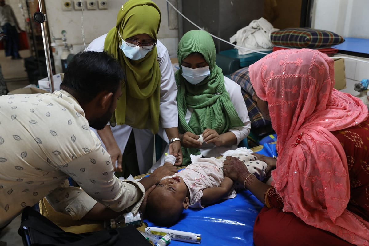 গত ২৪ ঘণ্টায় সন্দেহজনক হাম নিয়ে হাসপাতালে ভর্তি হয়েছে ৬৪১টি শিশু। সংক্রামক ব্যধি হাসপাতাল, মহাখালী, ঢাকা। ৭ এপ্রিল