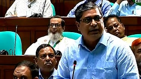 ‘বিরোধী দলের ঘরে একাত্তর–নব্বইয়ের ট্রফি নাই, বিএনপির ৩ ট্রফিই আছে’