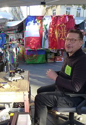 প্রবাসের পথে পথে ৩ : গন্তব্যে পৌঁছাতে হলে জীবনের কাছে …