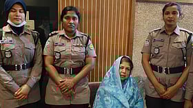 সাবেক স্পিকার শিরীন শারমিন চৌধুরী গ্রেপ্তার