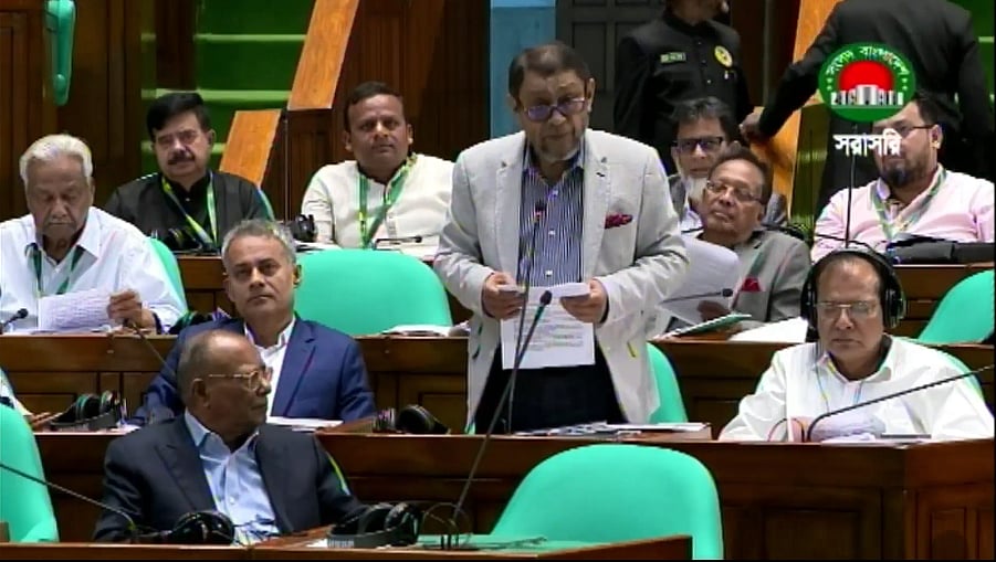 ত্রয়োদশ জাতীয় সংসদের অধিবেশন চলছে। আজ মঙ্গলবার সকাল সাড়ে ১০টায় অধিবেশন শুরু হয়