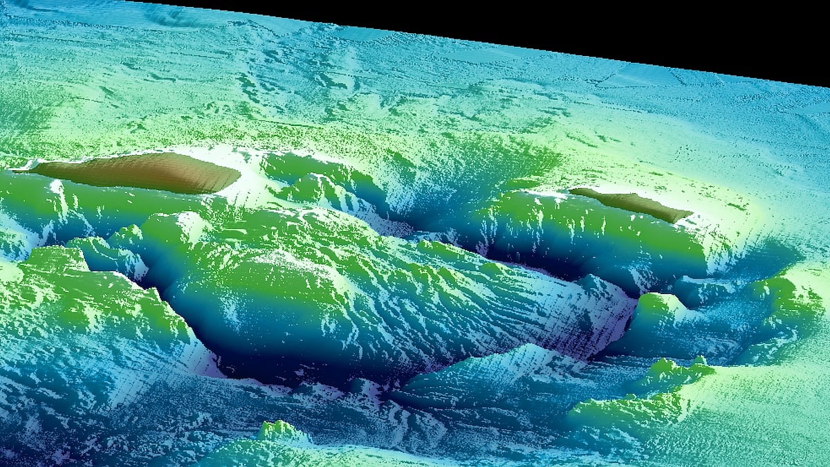 আকাহোয়া আগ্নেয়গিরি