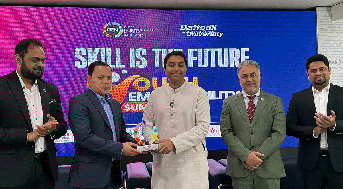 ‘স্কিল ইস দ্য ফিউচার: ইয়ুথ এমপ্লয়াবিলিটি সামিট ২০২৬’-এ প্রধান অতিথি ছিলেন প্রাথমিক ও গণশিক্ষা মন্ত্রণালয়ের প্রতিমন্ত্রী ববি হাজ্জাজ