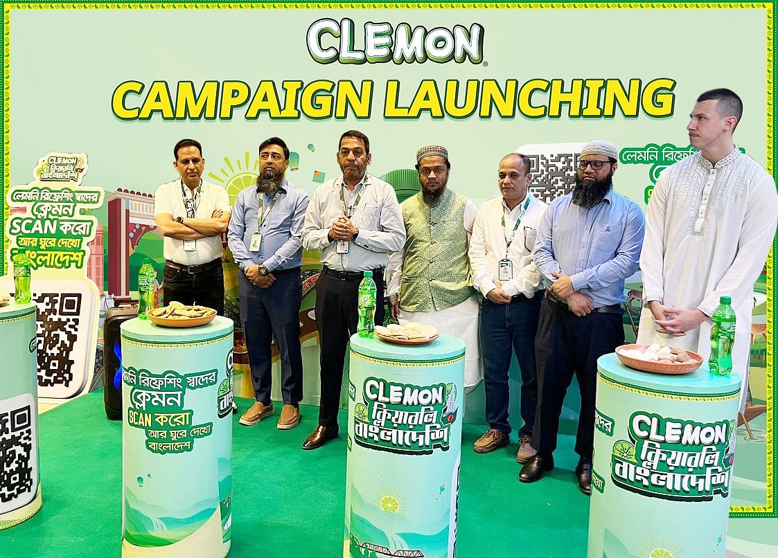আকিজ ফুড অ্যান্ড বেভারেজ লিমিটেডের ব্র্যান্ড ক্লেমন নতুন রূপে ‘ক্লিয়ারলি বাংলাদেশি’ ক্যাম্পেইন শুরু হয়েছে। রাজধানীর আকিজ হাউসে সম্প্রতি এক অনুষ্ঠানের মাধ্যমে এই ক্যাম্পেইনের উদ্বোধন করা হয়