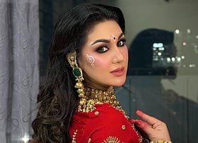 অল্প বয়সের আবেগে বিয়ে, অপু বললেন ‘জীবনের বড় ভুল’