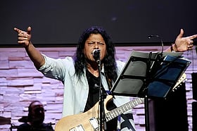 কনসার্ট, গান, ওটিটিতে জমজমাট নববর্ষ