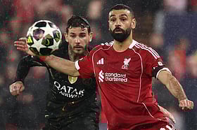 লিভারপুলকে হতাশায় ডুবিয়ে শেষ চারে পিএসজি