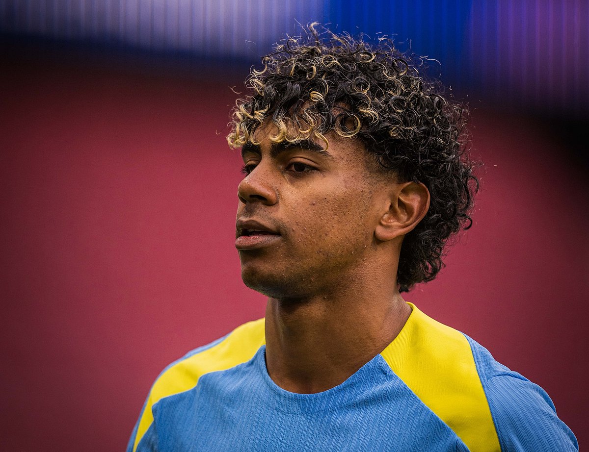 লড়াইয়ের জন্য প্রস্তুত ইয়ামাল