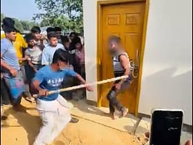 চোর সন্দেহে যুবককে বেঁধে বেধড়ক পিটুনি, ভিডিও ভাইরাল