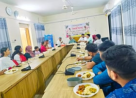 নতুন বছর নতুন প্রত্যয় ও নতুন অঙ্গীকারে কাটুক