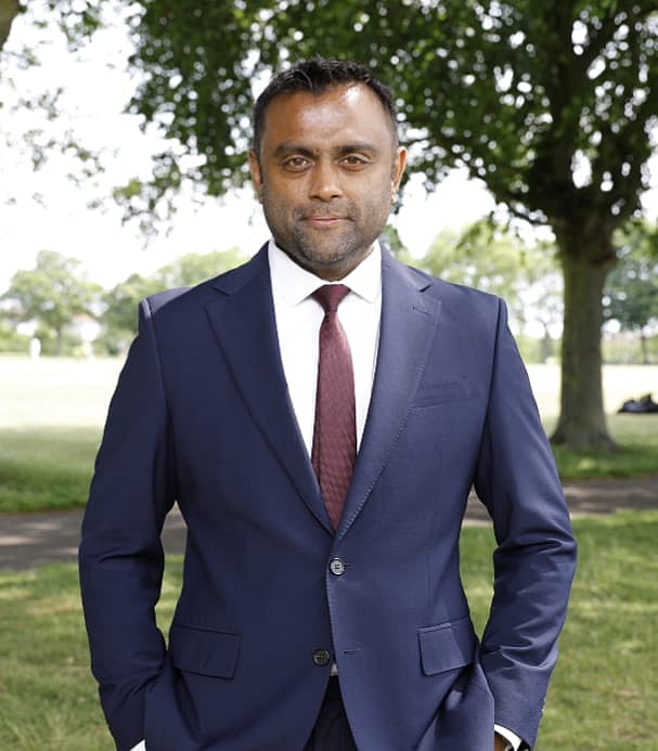 ফরহাদ হোসেন