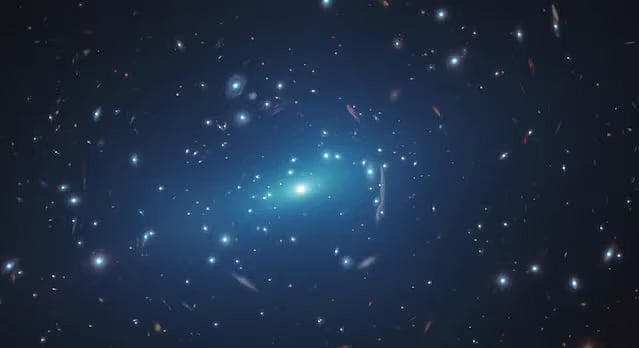 মহাকাশের বিভিন্ন তথ্য পর্যালোচনা করে অধরা ডার্ক ম্যাটারের রহস্য উন্মোচনের জন্য কাজ করছেন বিজ্ঞানীরা