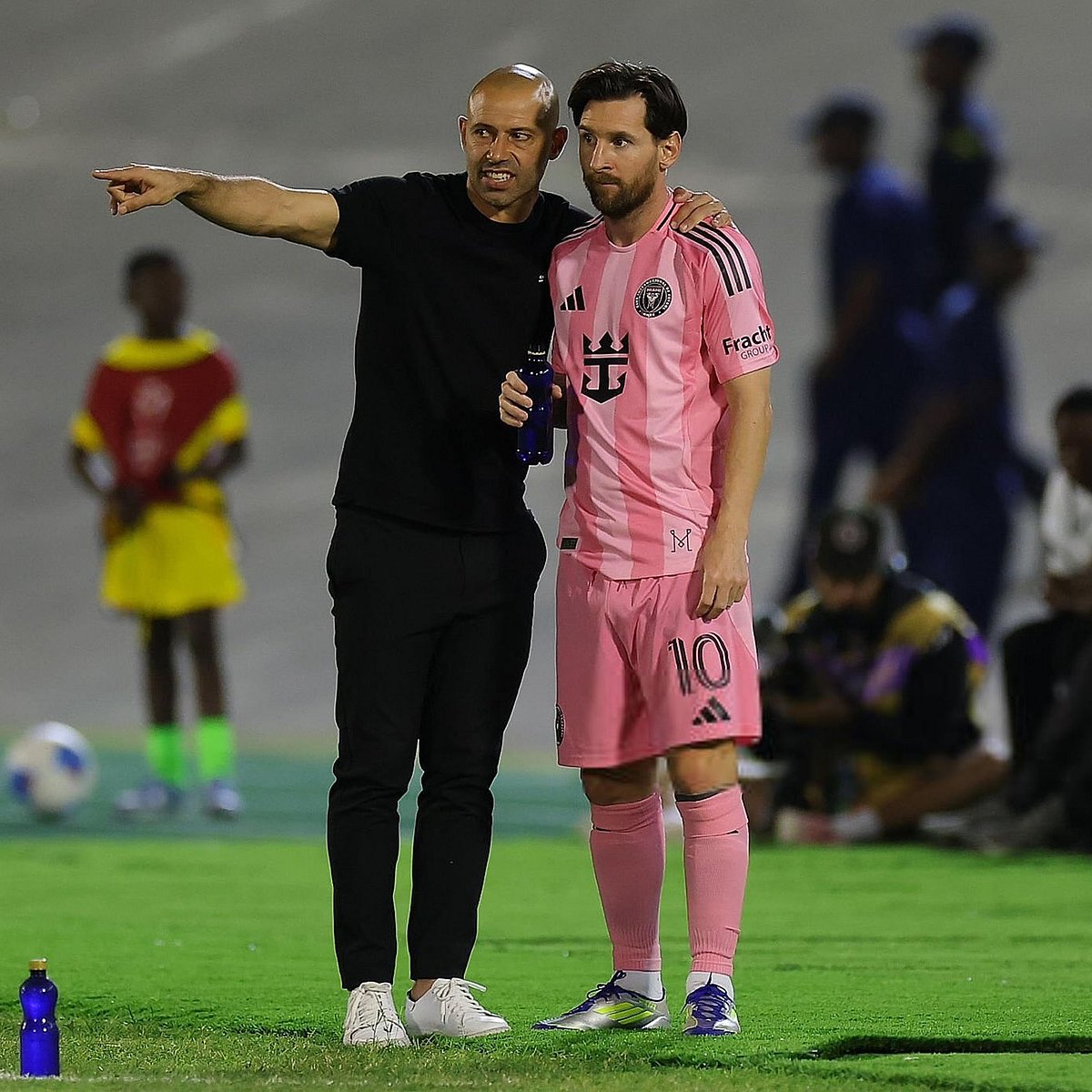 যখন মায়ামিতে কোচের ভূমিকায় মাচেরানো, খেরোয়াড়ের ভূমিকায় মেসি