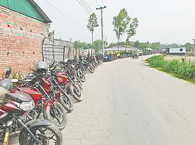 পণ্য পরিবহনে খরচ বাড়ছে, কোথাও ভাড়া বেড়েছে, কোথাও চলছে দর–কষাকষি