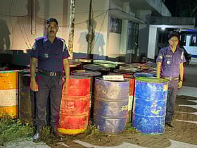 লক্ষ্মীপুরে ডিজেলভর্তি ২৪টি ড্রাম জব্দ, গ্রেপ্তার ১