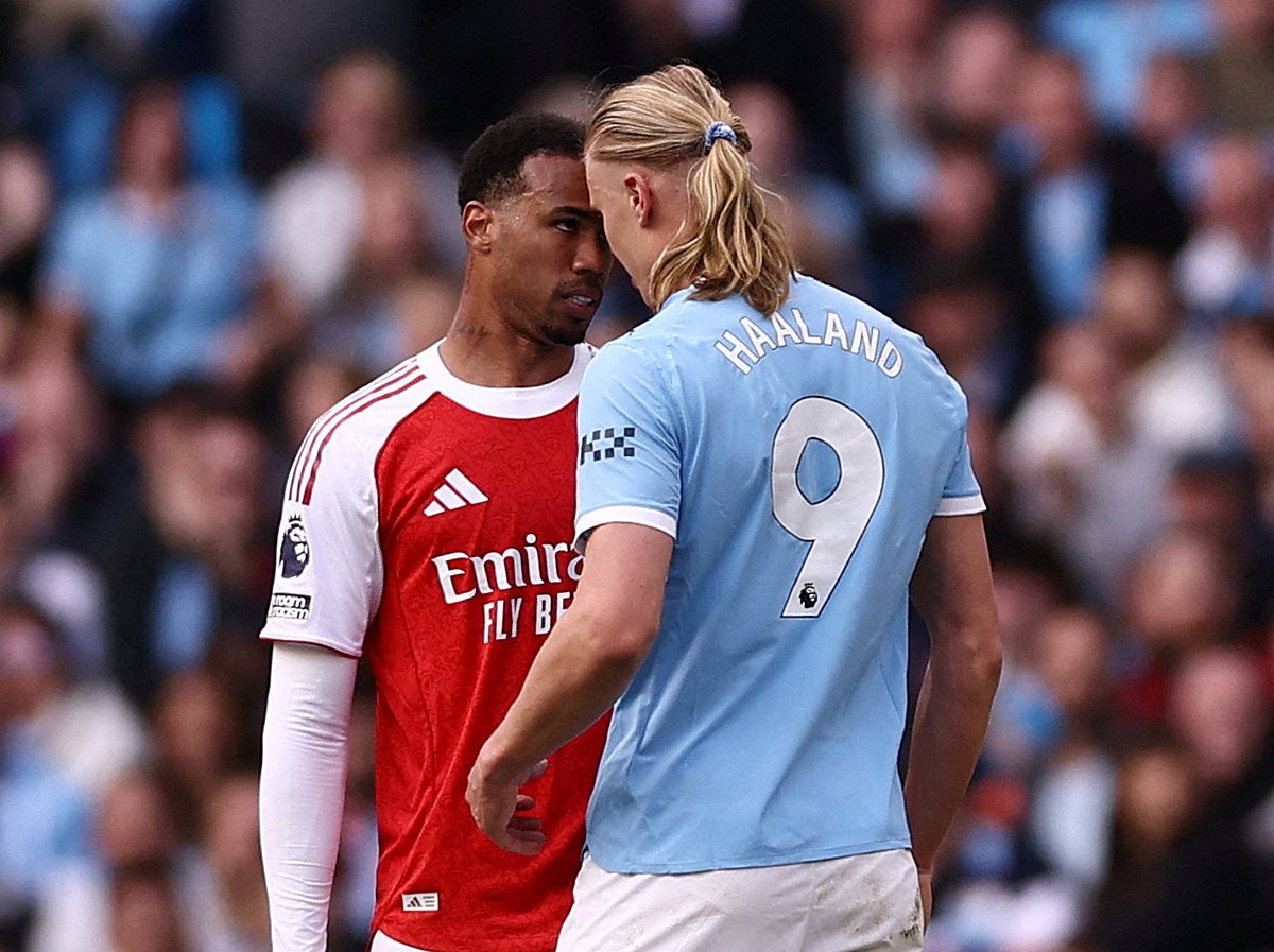 শিরোপা নিয়ে সিটি–আর্সেনালের হাড্ডাহাড্ডি লড়াই