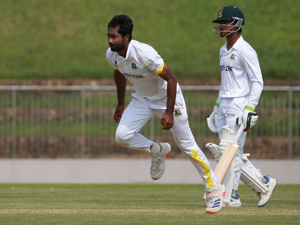 ৫ উইকেট নিয়ে উত্তরাঞ্চলের জয়ের নায়ক রবিউল হক