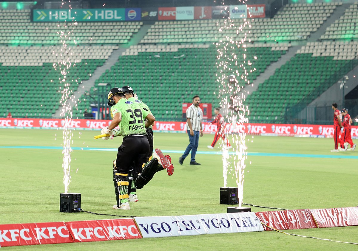 পিএসএল ফাইনালে গ্যালারিতে ফিরবেন দর্শক