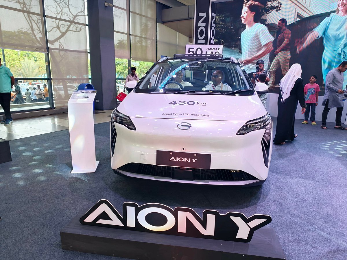 দেশে এল নতুন গাড়ি আইয়ন ভি